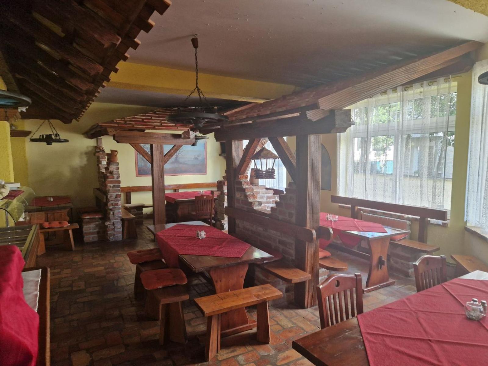 Biergarten Medulin Kültér fotó